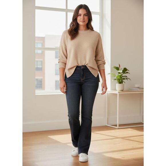 Gloria Vanderbilt Amanda Women's Dark Wash Flare Jeans - Picture 1 of 7